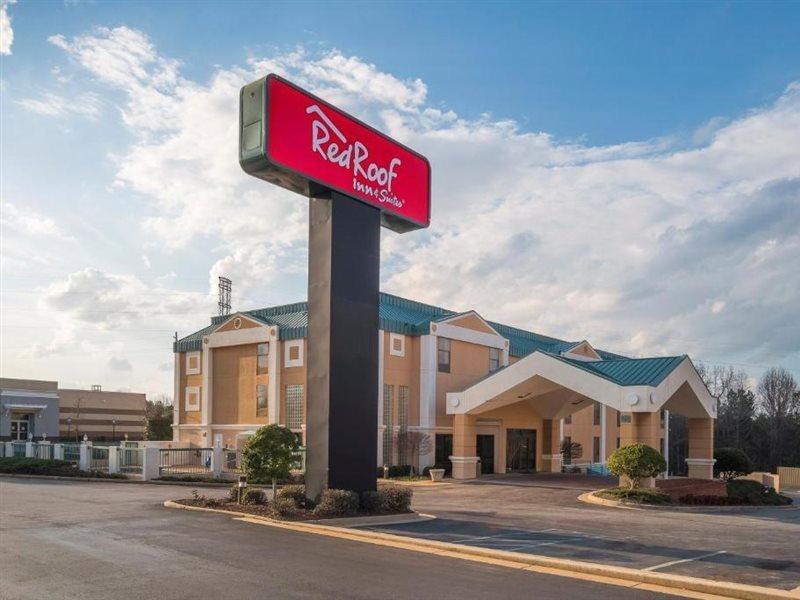 Red Roof Inn & Suites ניונאן מראה חיצוני תמונה